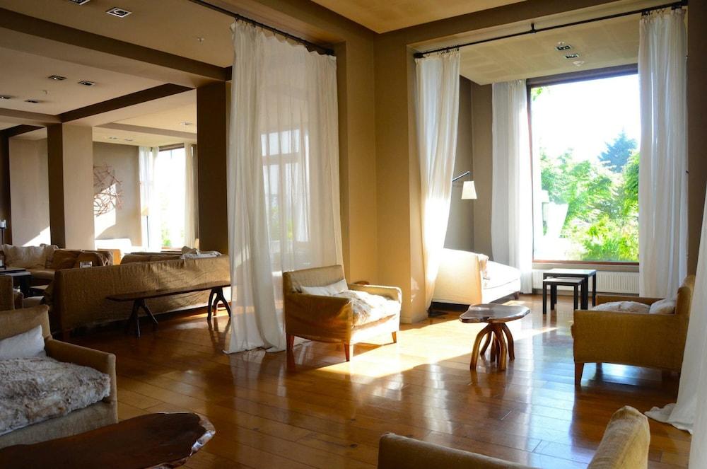 Enjoy Hotel